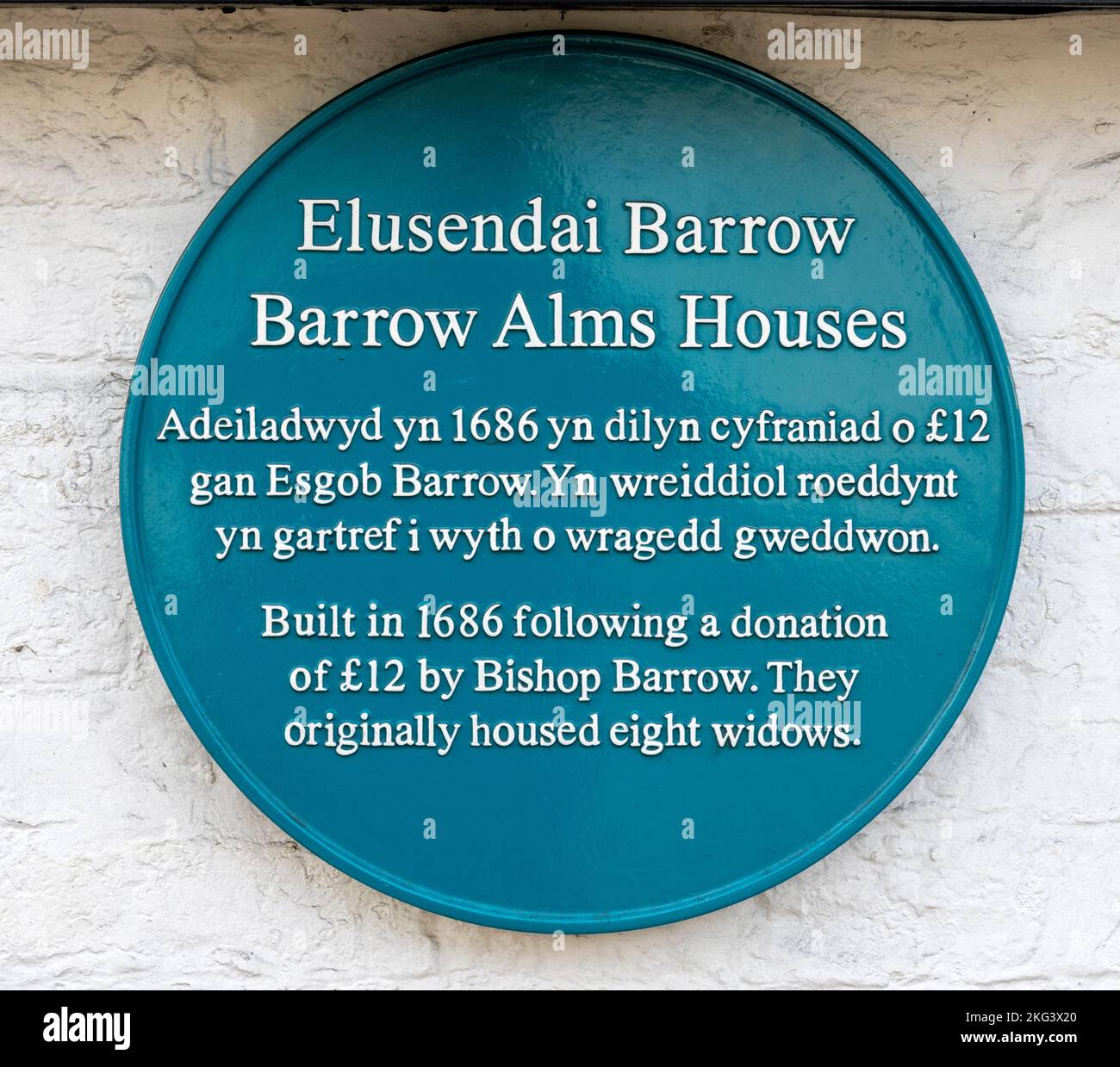Heritage green plaque at The Barrow Arms public house, High Street, St. Asaph, Denbighshire, Wales, UK. Stock Photo