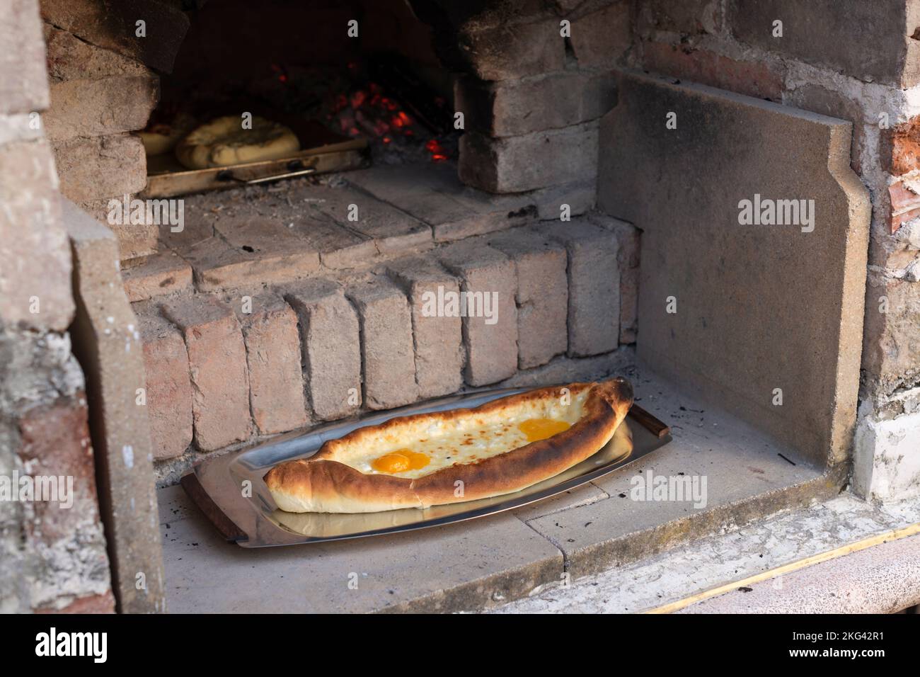 Biryani Cooking in a Village Party on a Temporary Brick Made Oven. Outdoor  Cooking for Lots of People in Large Aluminum Pan with Stock Photo - Image  of tree, party: 257016562