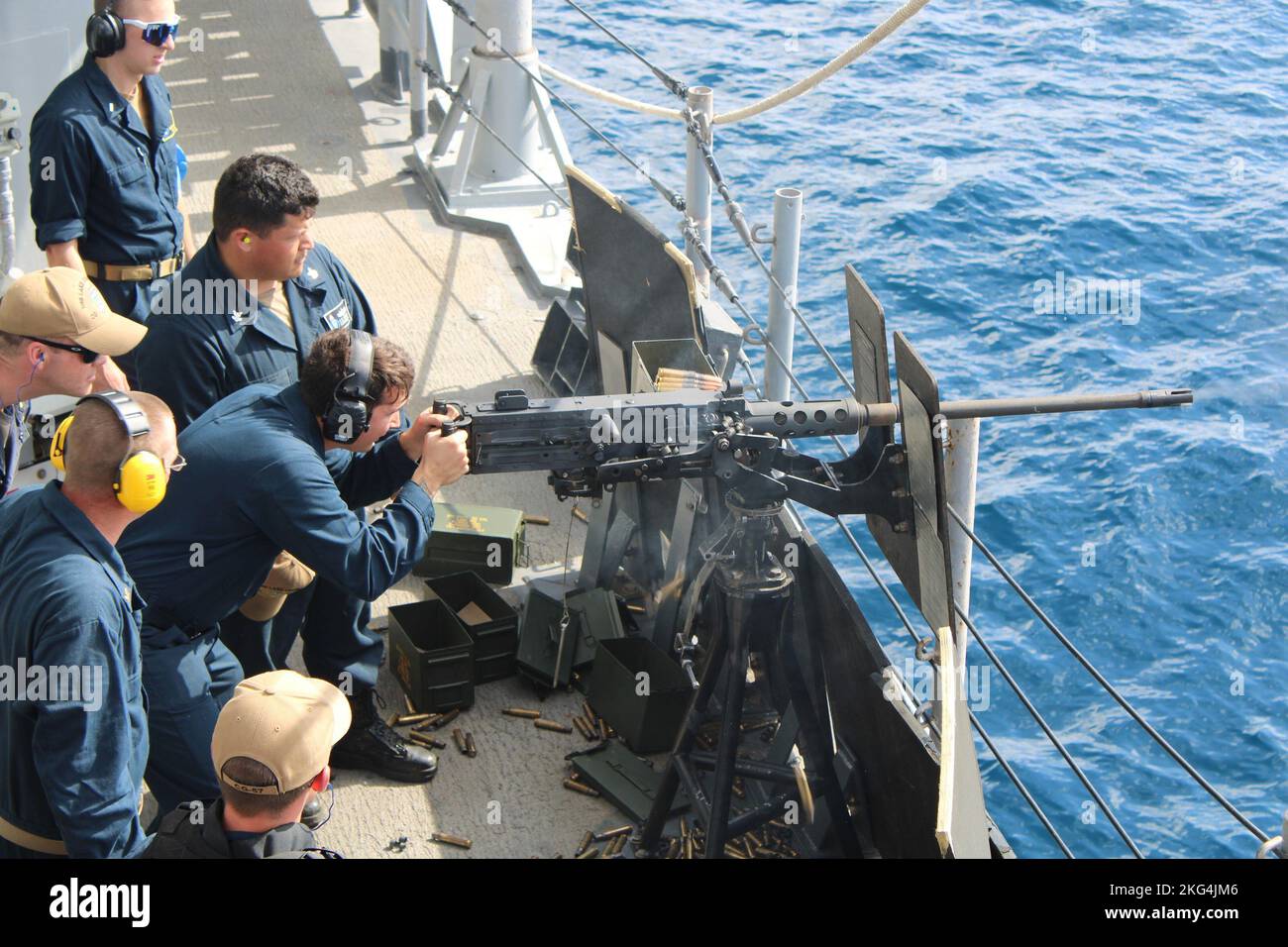 221028-N-GO175-3040 SAN DIEGO OPAREA (Oct. 28, 2022) Ticonderoga-class ...