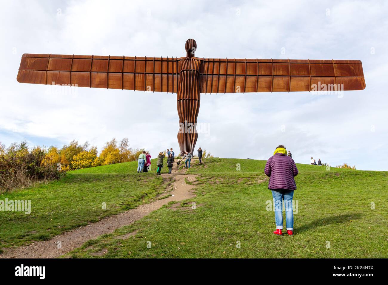 Angel Of The North sculpture by Anthony Gormley, Gateshead, Newcastle ...