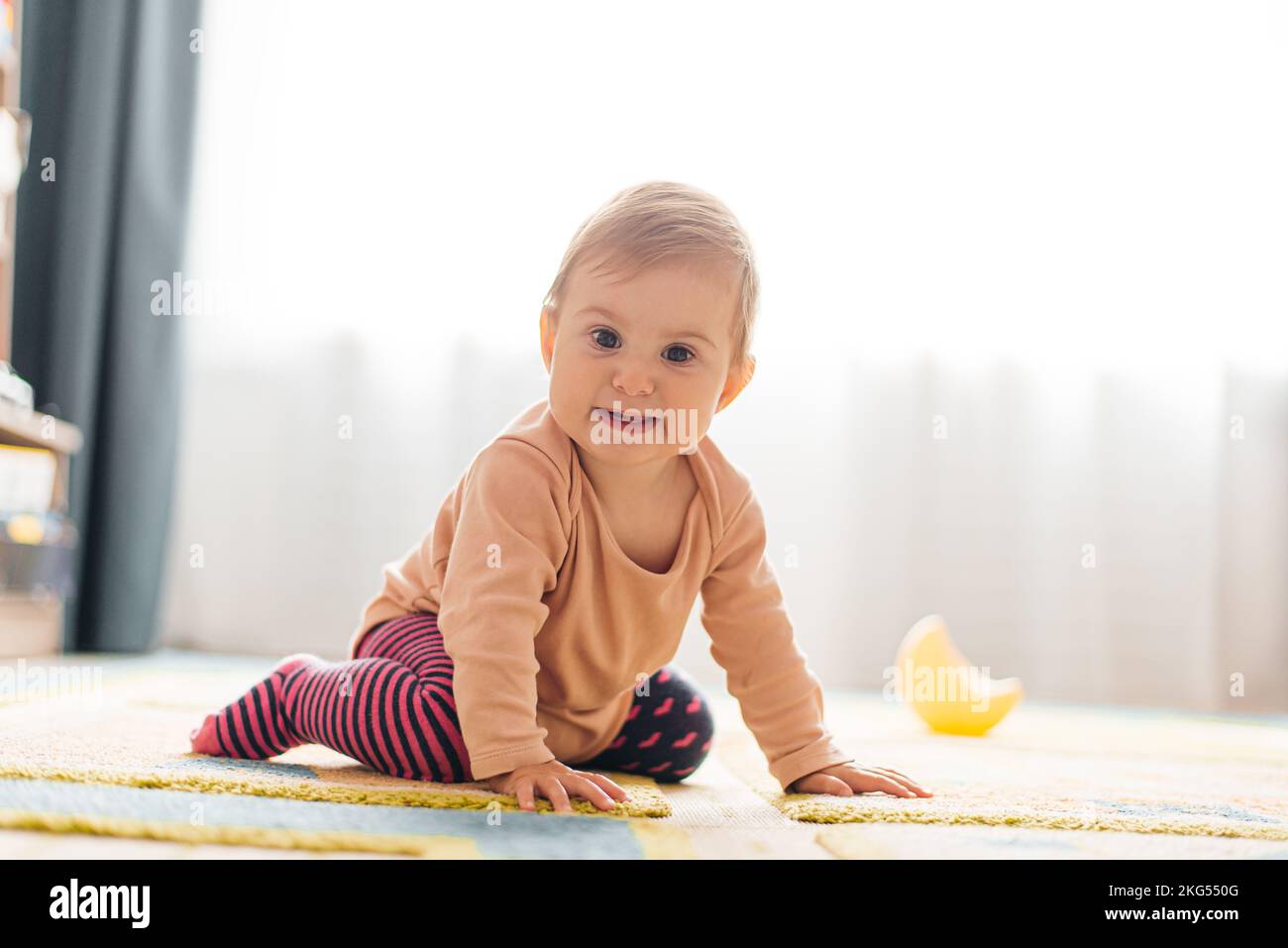 Child learns hi-res stock photography and images - Alamy
