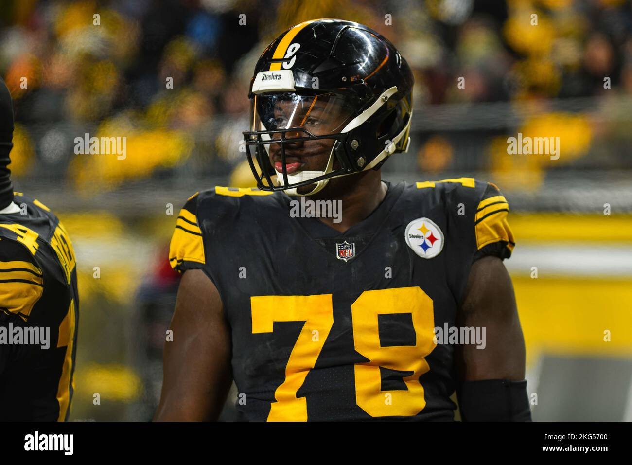 Pittsburgh, Pennsylvania, USA. 18th Sep, 2022. September 18th, 2022  Pittsburgh Steelers guard James Daniels (78) during Pittsburgh Steelers vs  New England Patriots in Pittsburgh, PA at Acrisure Stadium. Jake  Mysliwczyk/BMR (Credit Image: ©