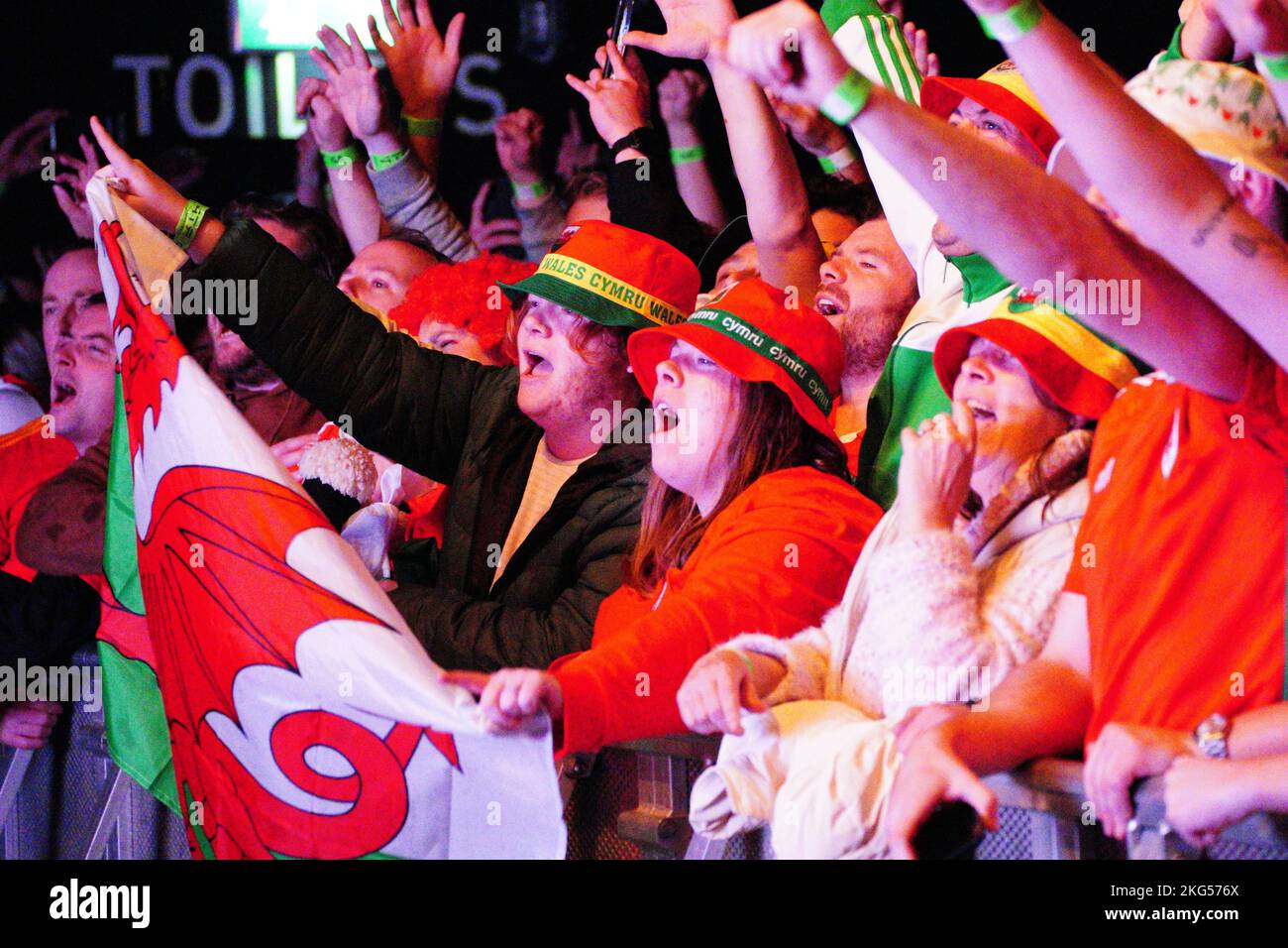 Wales fans at the 4TheFans Fan Park at The Tramshed, Cardiff, during a screening of the FIFA World Cup Group B match between USA and Wales. Picture date: Monday November 21, 2022. Stock Photo