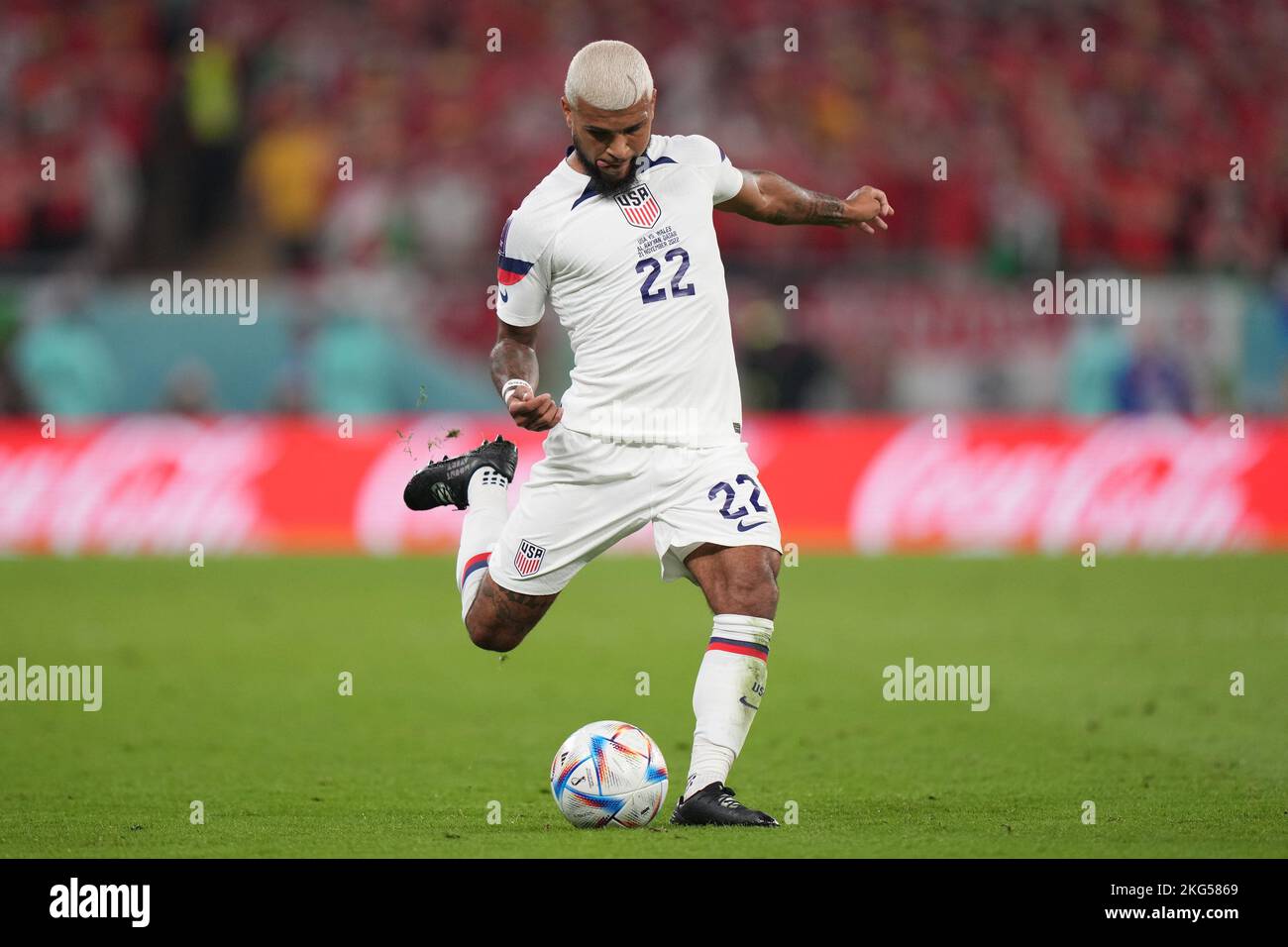 DeAndre Yedlin of USA during the Qatar 2022 World Cup match, group B, date 1, between USA and Wales played at Al Rayyan Stadium on Nov 21, 2022 in Ar-Rayyan, Qatar. (Photo by Bagu Blanco / PRESSINPHOTO) Stock Photo