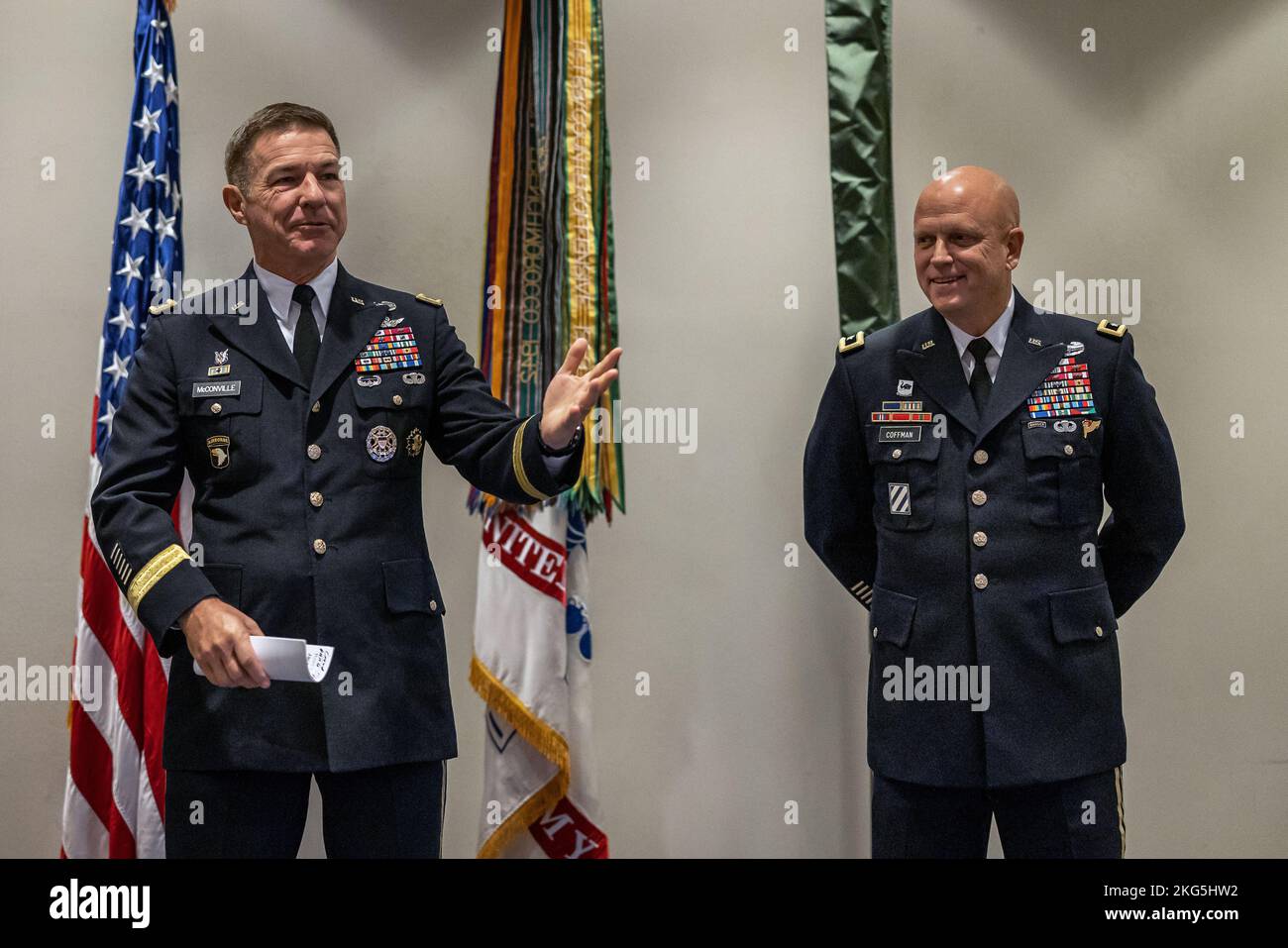 LTG Ross Coffman, Deputy Commanding General, Army Futures Command, is promoted and presented his third star by Gen James C. McConville, Chief of Staff, US Army, on Tuesday, October 4th, 2022 in Austin, TX (US Army Photo by Patrick Hunter) Stock Photo