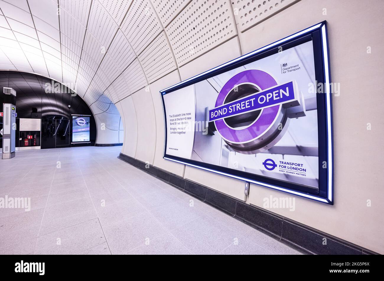 Bond Street - Elizabeth Line Station Stock Photo - Alamy