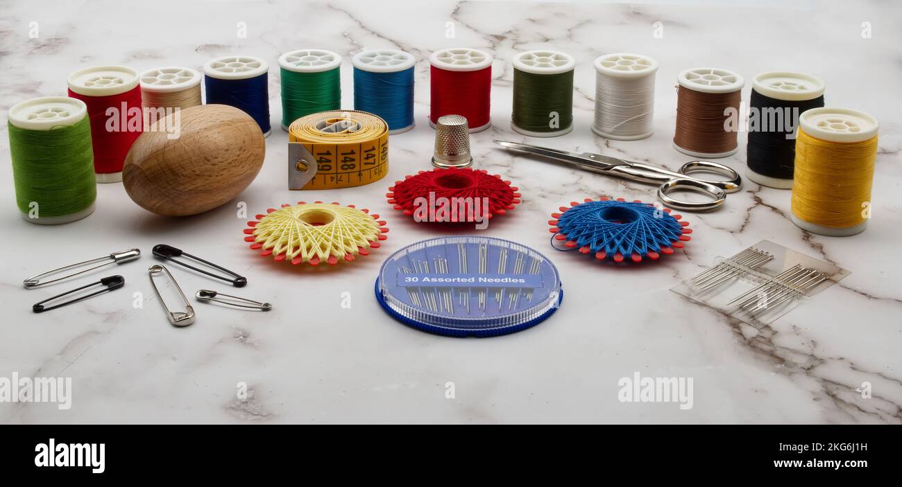 Thread measuring tape scissors on hi-res stock photography and images -  Alamy