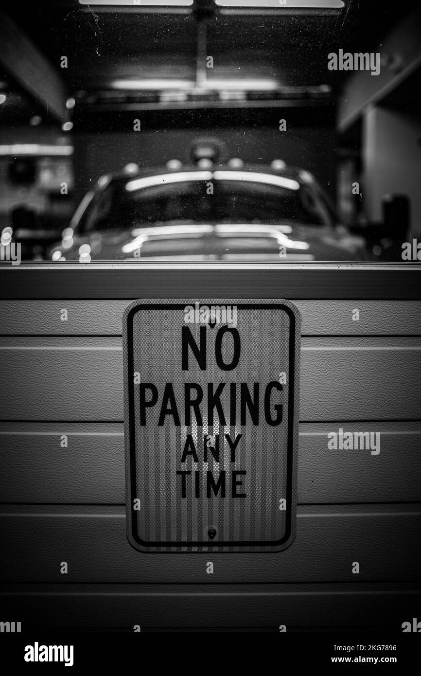 Driving no parking sign Black and White Stock Photos & Images - Alamy