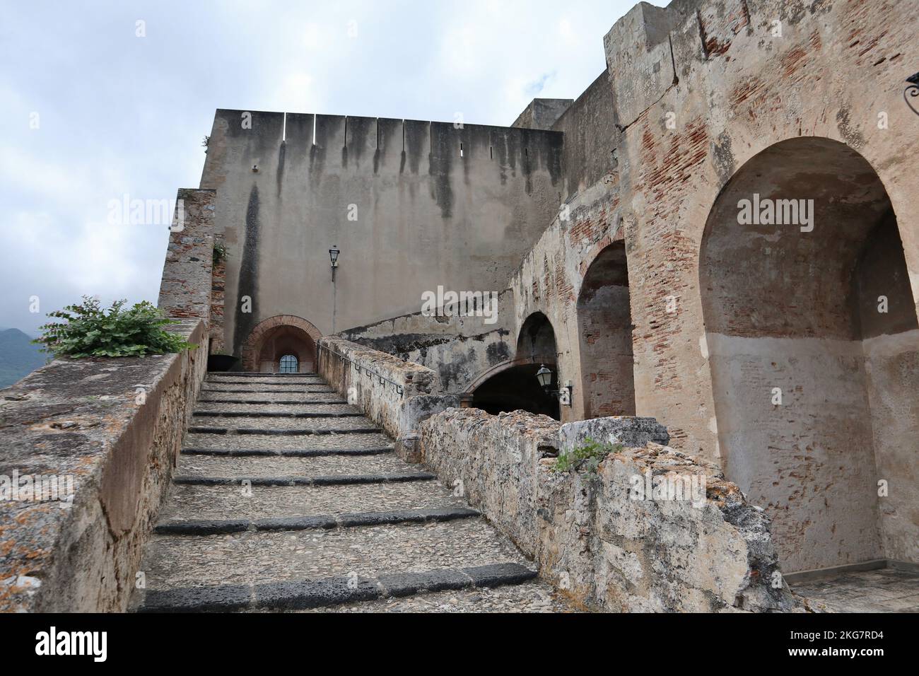 Scilla - Rampa verso il terrazzao di Castello Ruffo Stock Photo