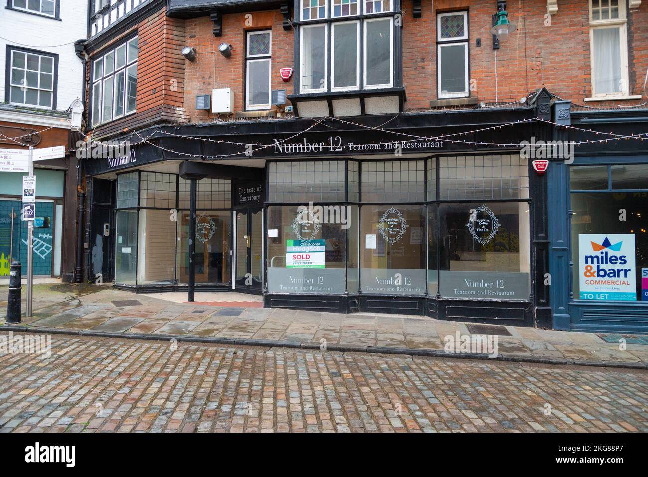 Canterbury town centre, shop to let, kent, uk Stock Photo Alamy