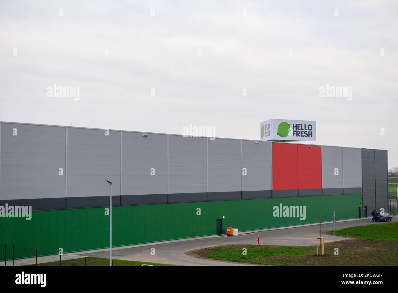 22 November 2022, Saxony-Anhalt, Barleben: 'Hello Fresh' is written on a sign above the roof of one of the company's halls. HelloFresh has built a new plant in Barleben. The first cooking box has already rolled off the production line there. Photo: Klaus-Dietmar Gabbert/dpa/ZB Stock Photo