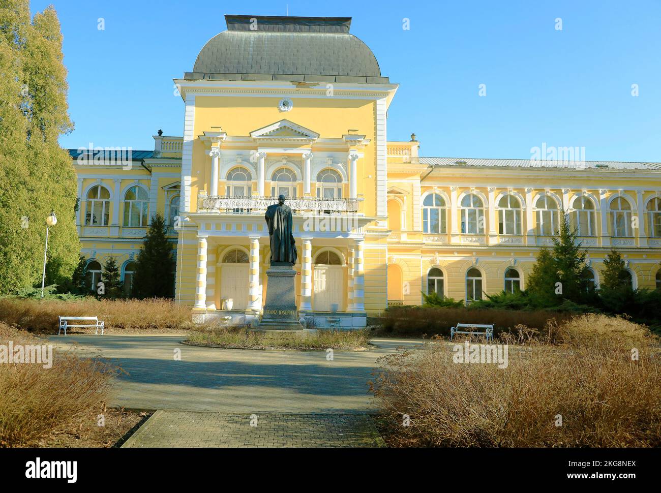 The Imperial Baths were built in Franzensbad in 1878-1880 in the French Neo-Renaissance style.In front of the baths there is a statue of Emperor Franz Stock Photo