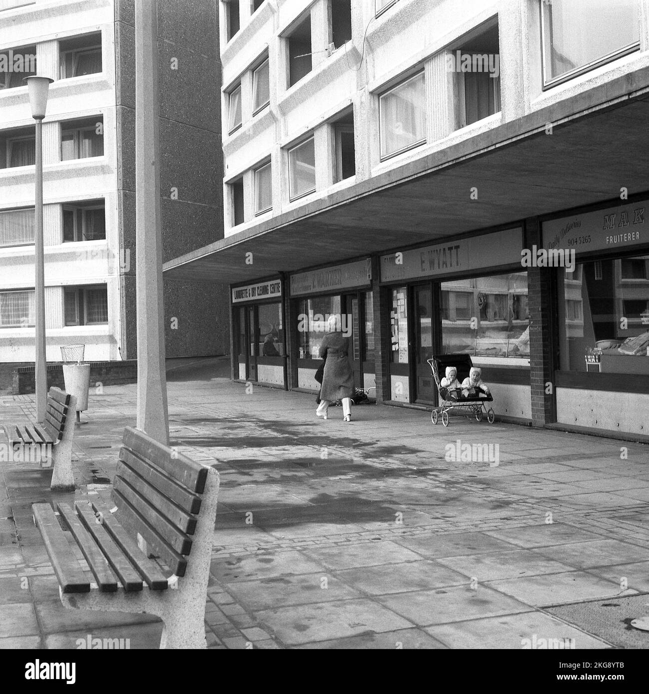 The Alton Housing Estate Roehampton in 1972 Stock Photo Alamy