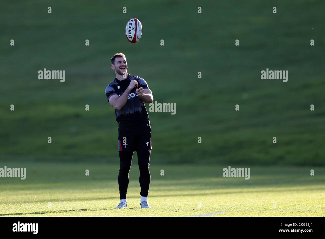 Cardiff, UK. 22nd Nov, 2022. Tomos Williams of Wales during the Wales rugby training session, Vale of Glamorgan on Tuesday 22nd November 2022. pic by Andrew Orchard/Andrew Orchard sports photography/ Alamy Live News Credit: Andrew Orchard sports photography/Alamy Live News Stock Photo