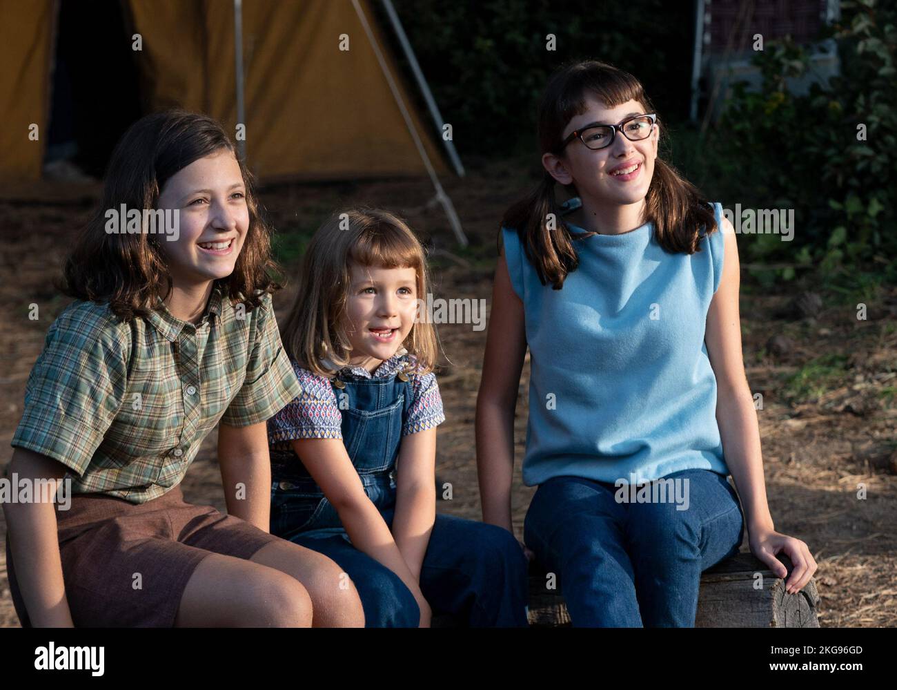 (from left) Natalie Fabelman (Keeley Karsten), Lisa Fabelman (Sophia Kopera) and Reggie Fabelman (Julia Butters) in 'The Fabelmans' (2022), co-written, produced and directed by Steven Spielberg. Photo credit: Merie Weismiller Wallace/Universal Pictures Stock Photo