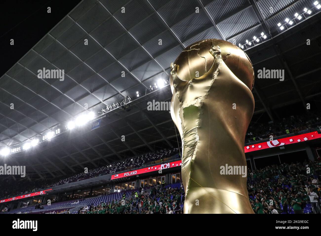 Doha, Qatar. 28th November 2022; Stadium 974, Doha, Qatar; FIFA World Cup  Football, Brazil versus Switzerland; Large Trophy replica for Copa do Mundo  FIFA Qatar 2022 on display pre-game Credit: Action Plus Sports Images/Alamy  Live News Stock