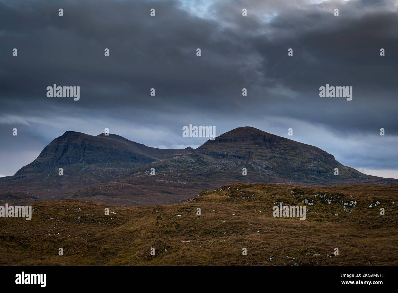 An autumnal HDR image of Quinag, a rugged and isolated mountain on the North Coast 500 in Assynt near Lochinver, Sutherland, Scotland. 25 October 2022 Stock Photo