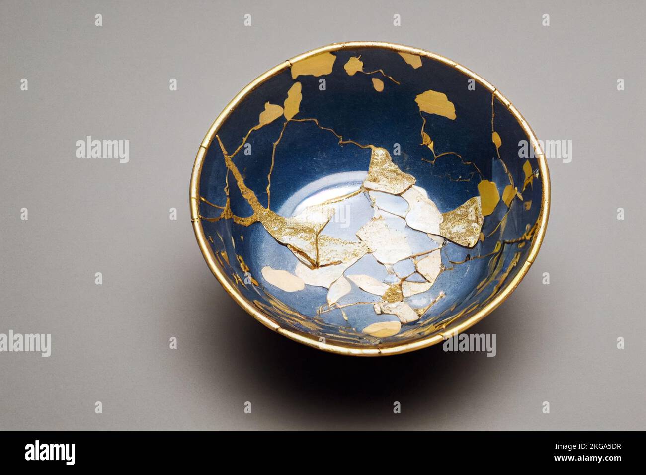 The Japanese art of Kintsugi. A centuries old tradition of mending