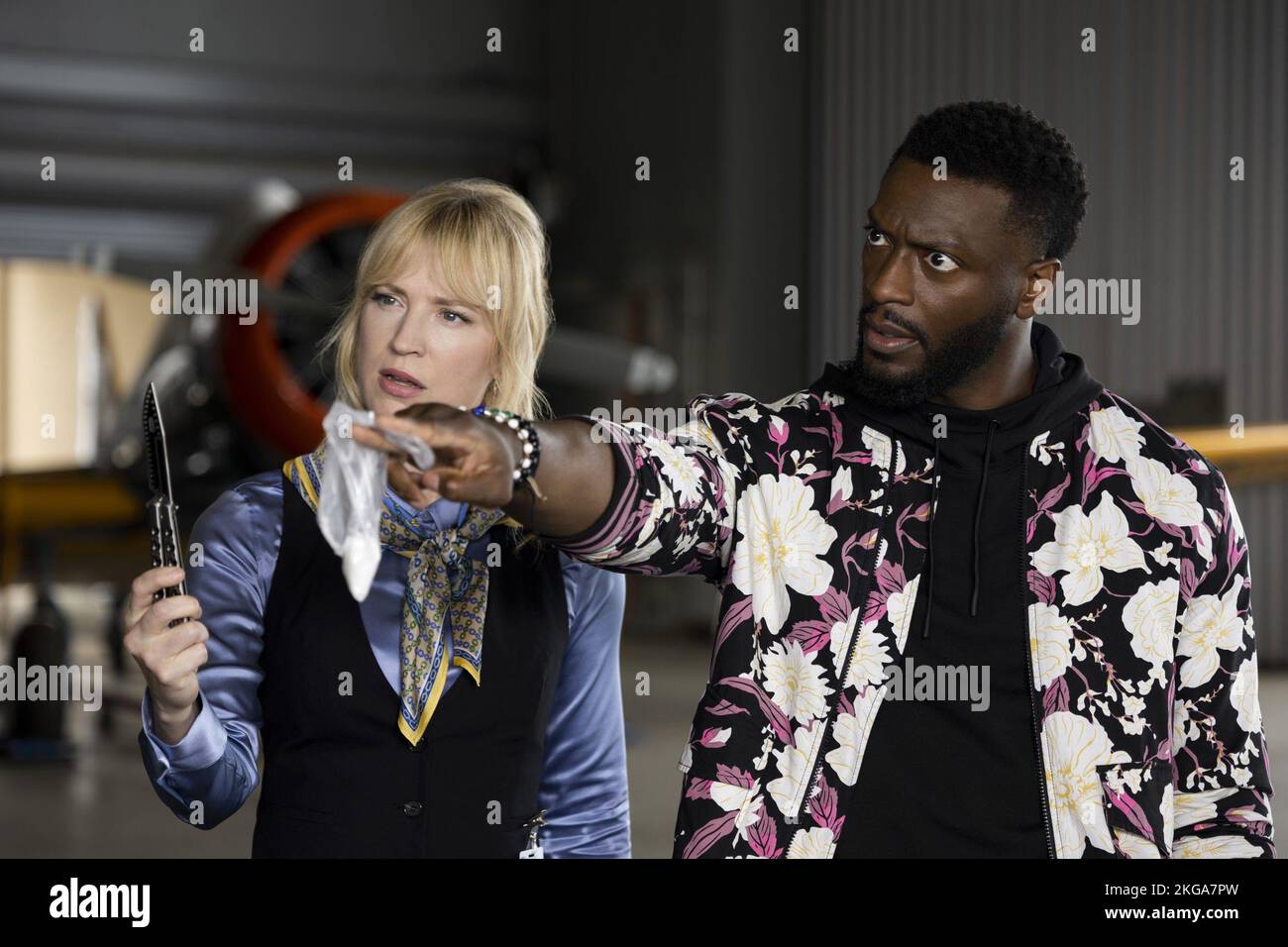 LEVERAGE: REDEMPTION, from left: Beth Riesgraf, Aldis Hodge, (Season 2, ep. 205, aired Nov. 16