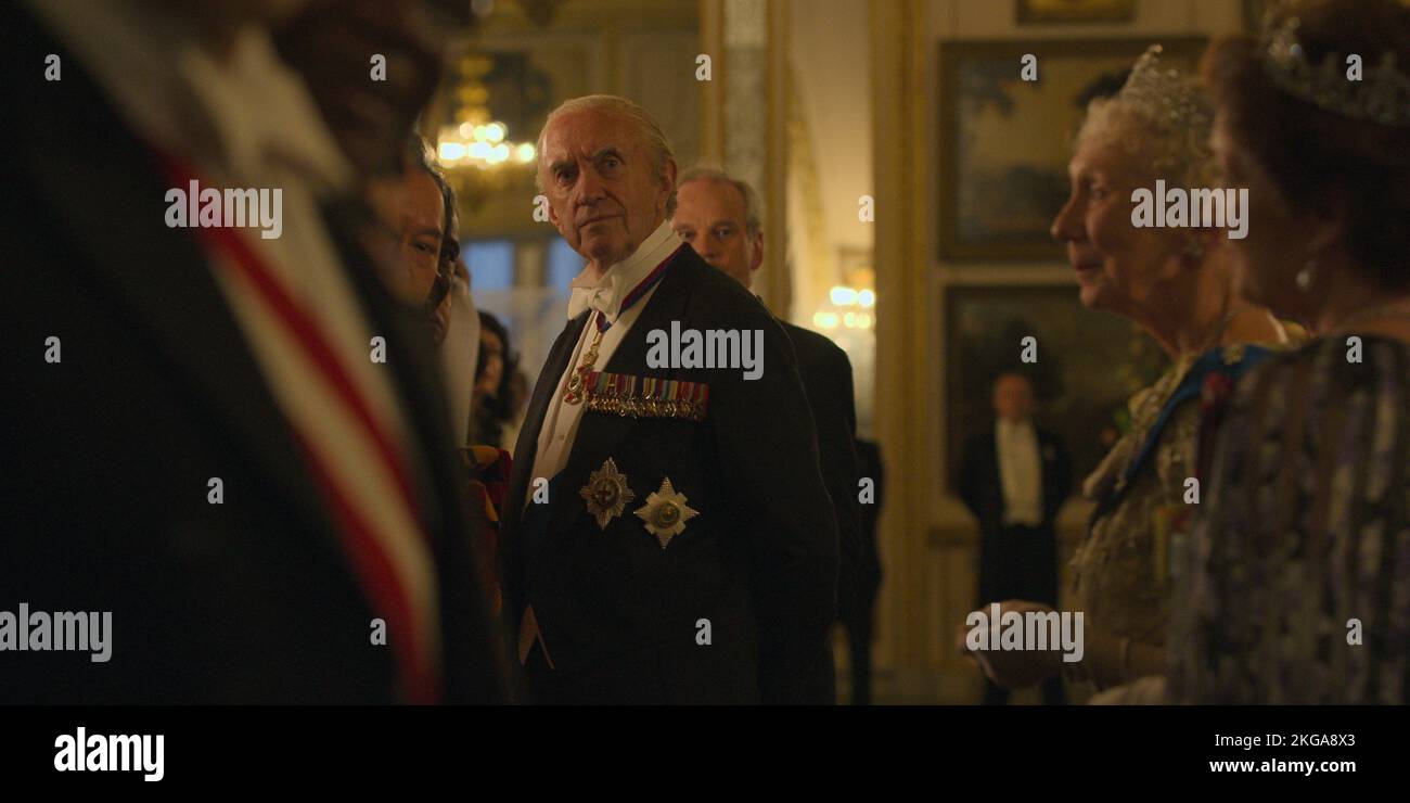 Jonathan Pryce, "The Crown" Season 5 (2022). Photo credit Netflix Stock Photo Alamy