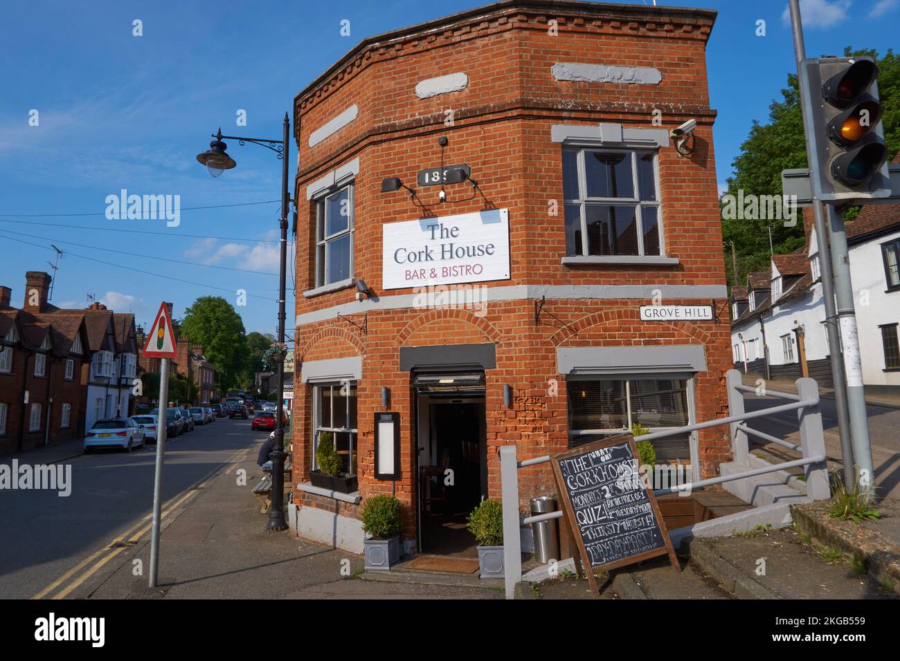 Old pub in Stansted Mountfitchet which stands on the corner of two