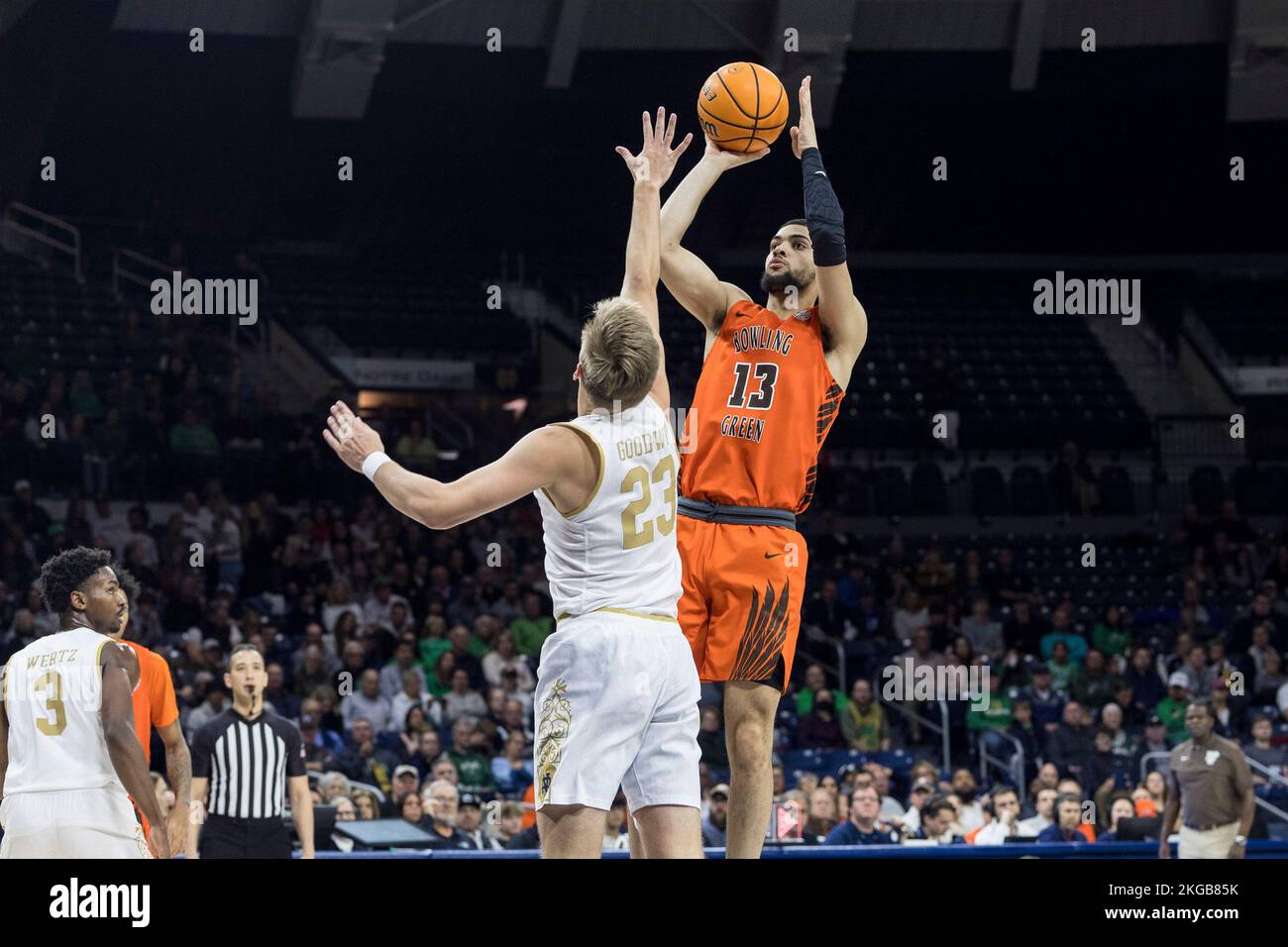 South Bend, Indiana, USA. 22nd Nov, 2022. Bowling Green guard Chandler