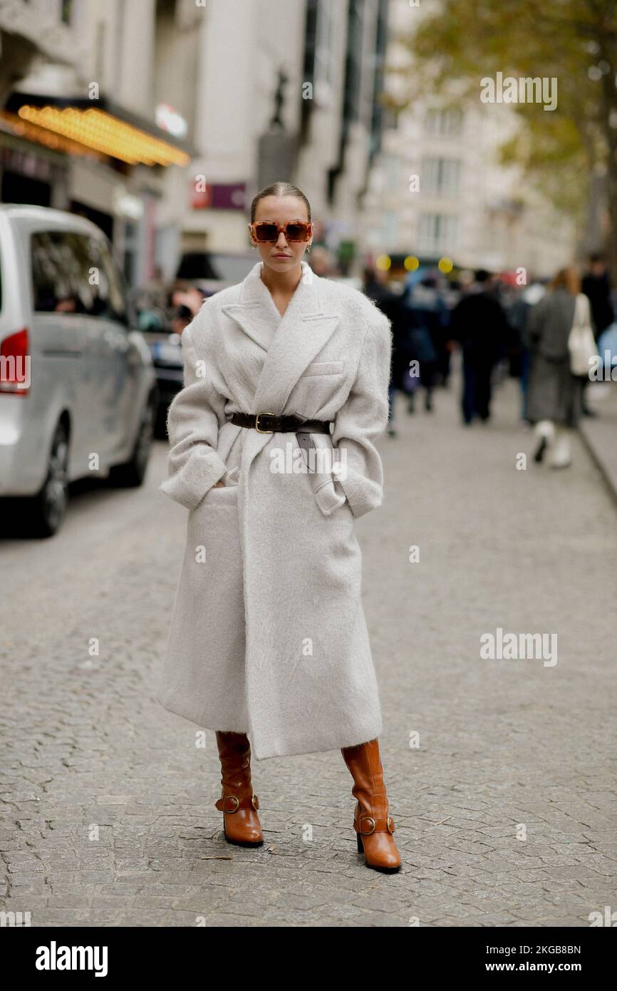 Street style, Carla Ginola arriving at Stella McCartney Spring Summer