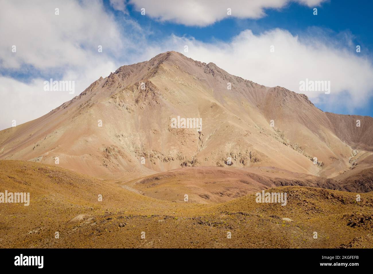 Mountain landscape in the Bolivian High Plains, Sur Lipez Province, Bolivia Stock Photo