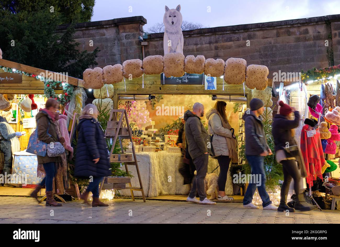 Christmas winter market in Derbyshire, UK Stock Photo Alamy