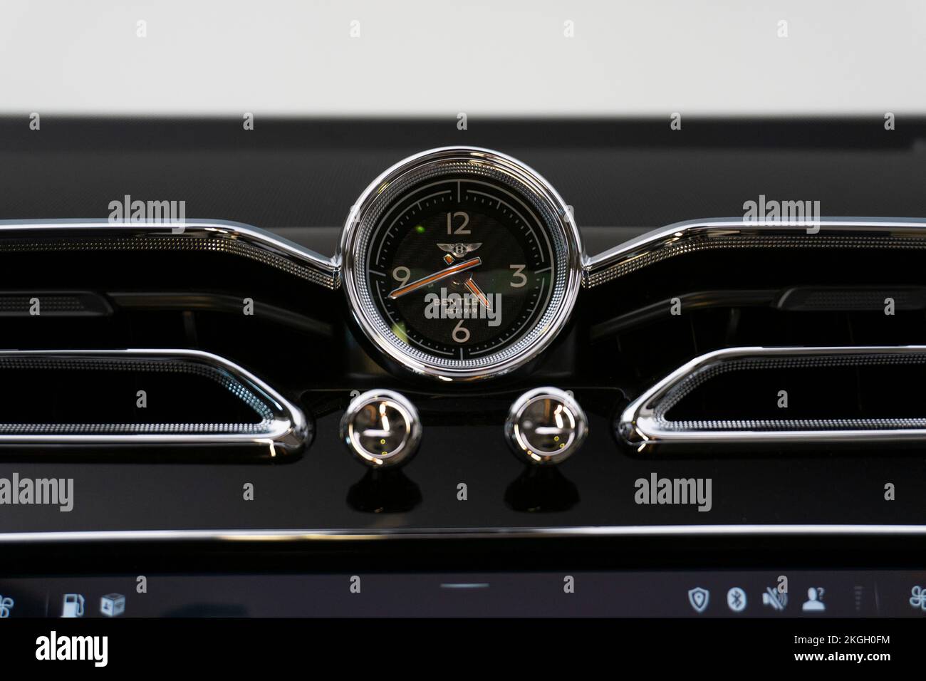 Bentayga clock hot sale