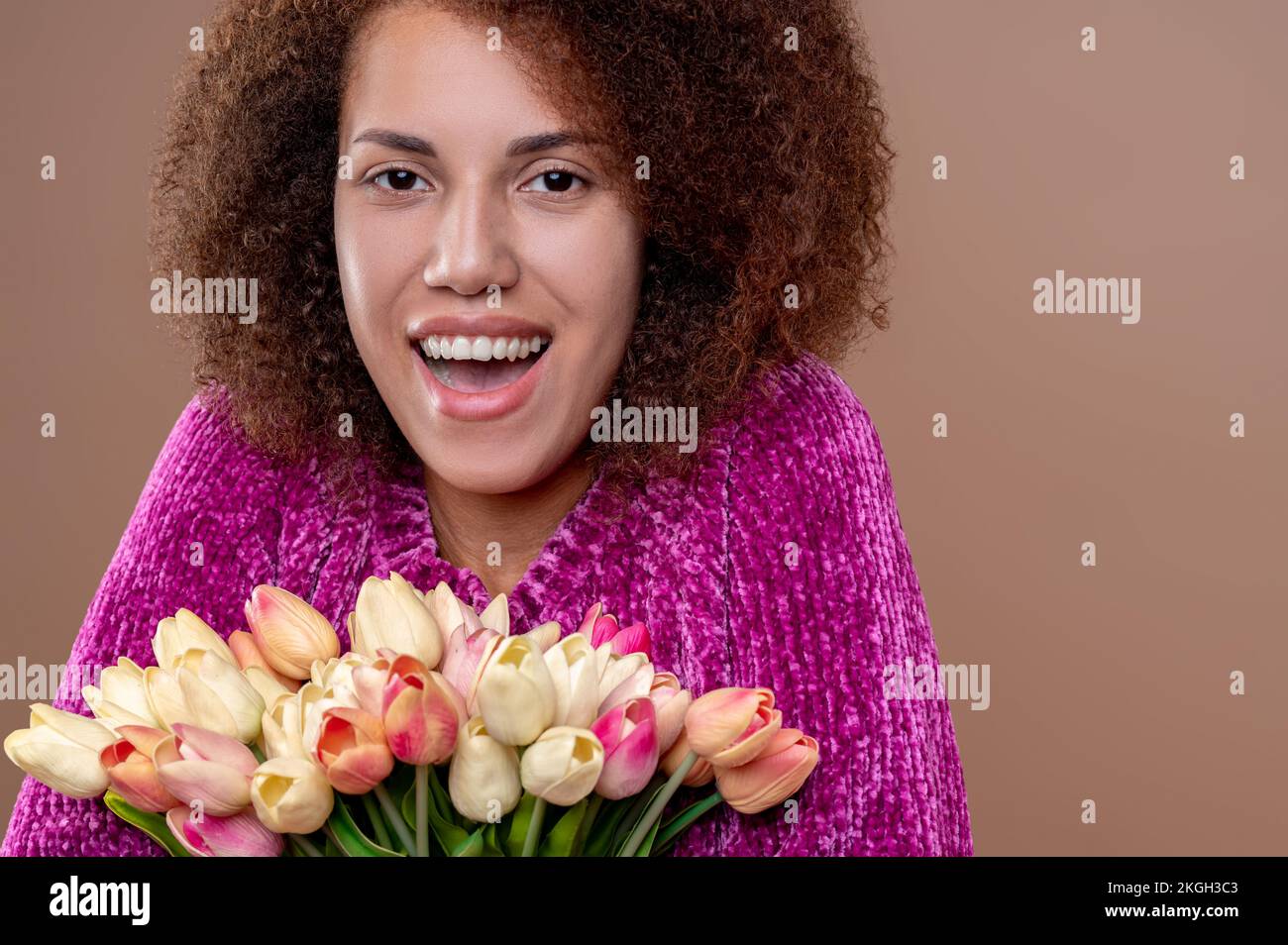 Photo excited happy young hi-res stock photography and images - Alamy