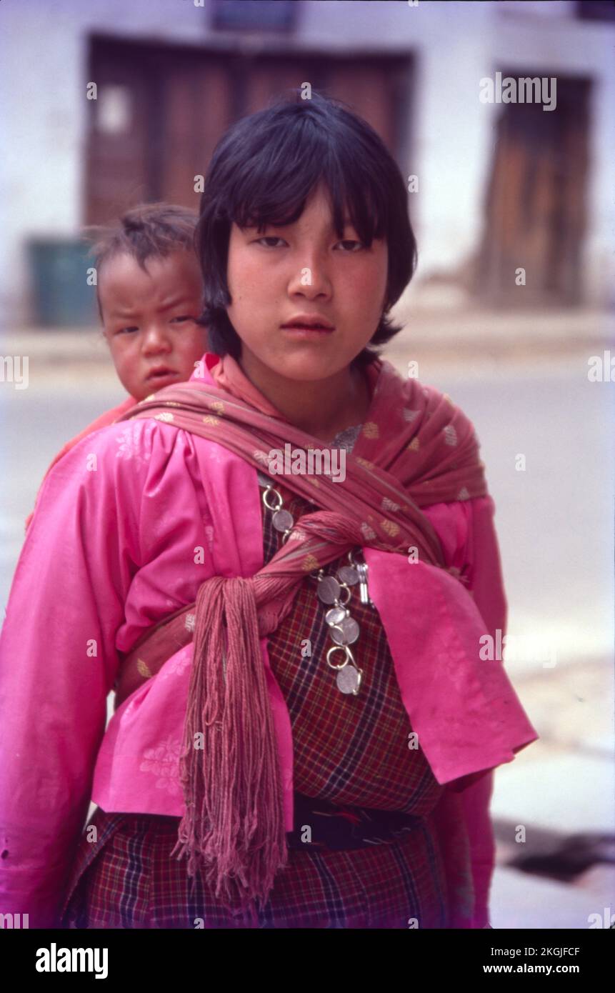 Bhutanes family hires stock photography and images Alamy