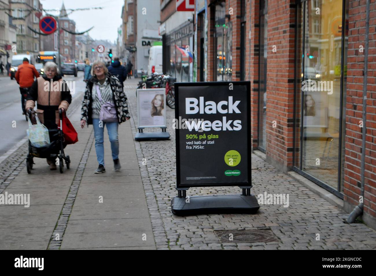 Copenhagen/Denmark/23 November 2022/Shoppers for black friday and week shopping in danish capital (Photo. Francis Joseph Dean/Dean Pictures. Stock Photo