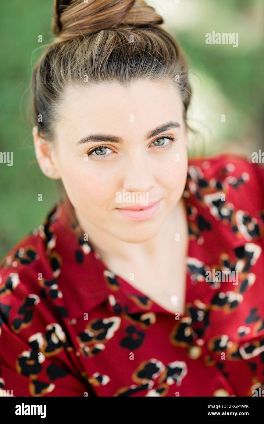 Woman close up hair bun hi-res stock photography and images - Alamy