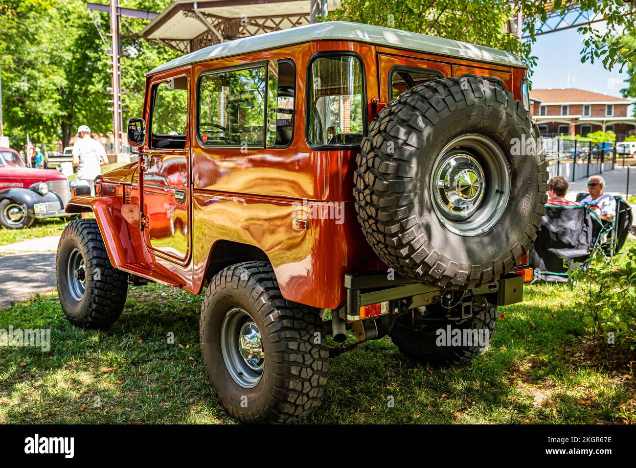Des Moines, IA - July 03, 2022: High perspective rear corner view of a 1976 Toyota Land Cruiser FJ40 at a local car show. Stock Photo