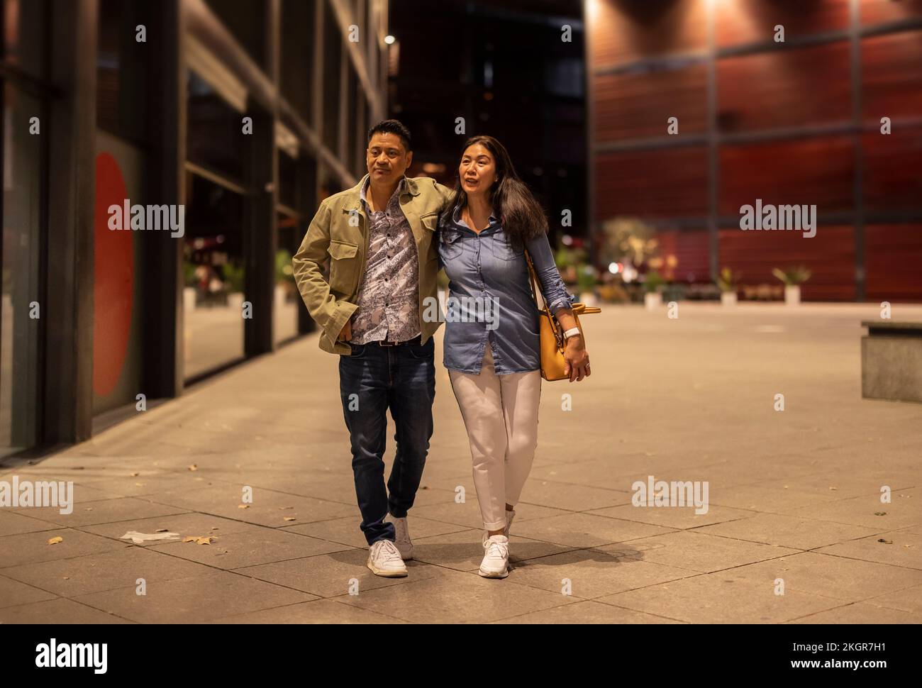 Mature Couple On Path Hi res Stock Photography And Images Alamy Mature Couple On Path Hi res Stock Photography And Images Alamy
