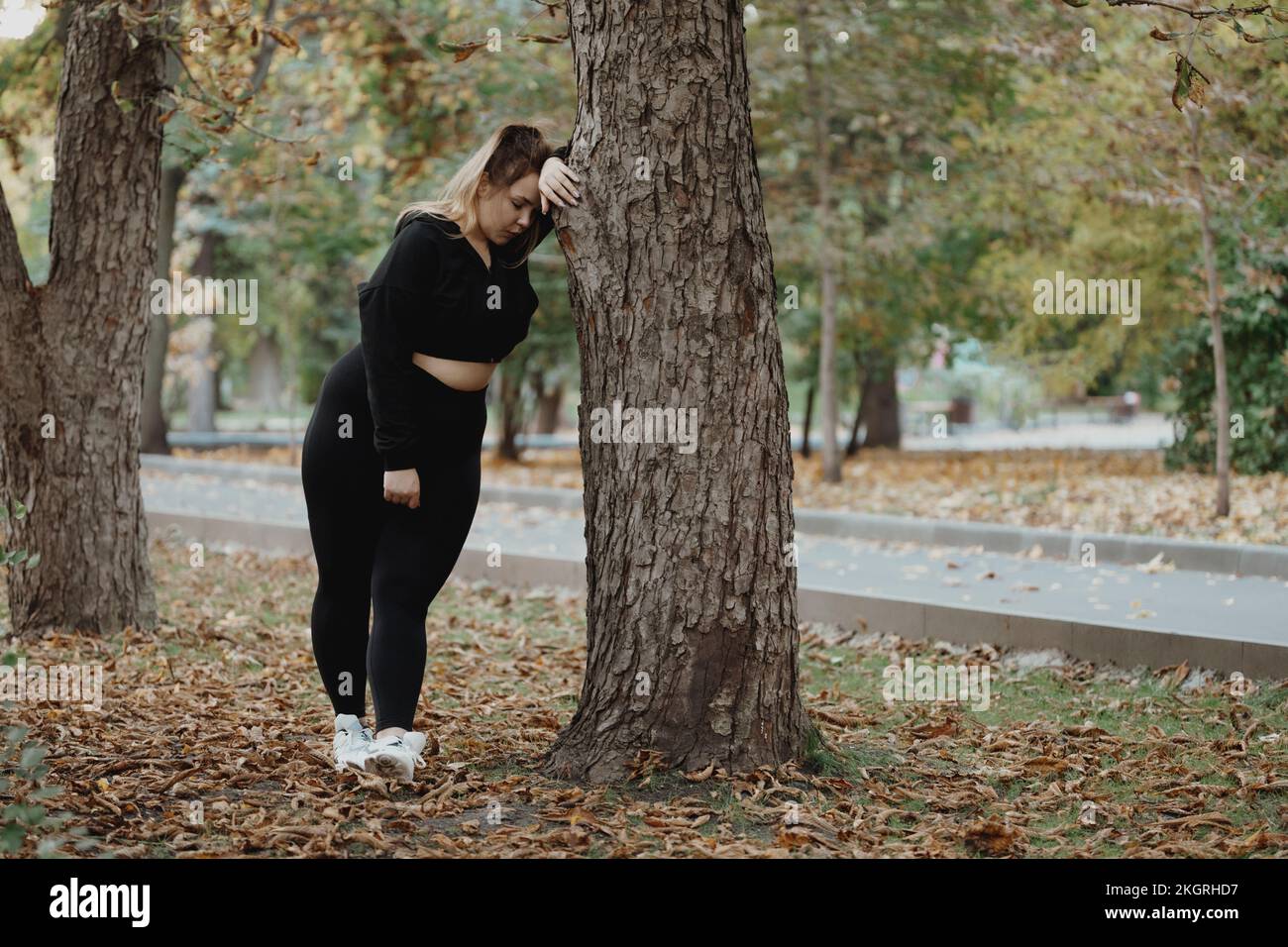 Overweight woman in tree hi-res stock photography and images - Alamy