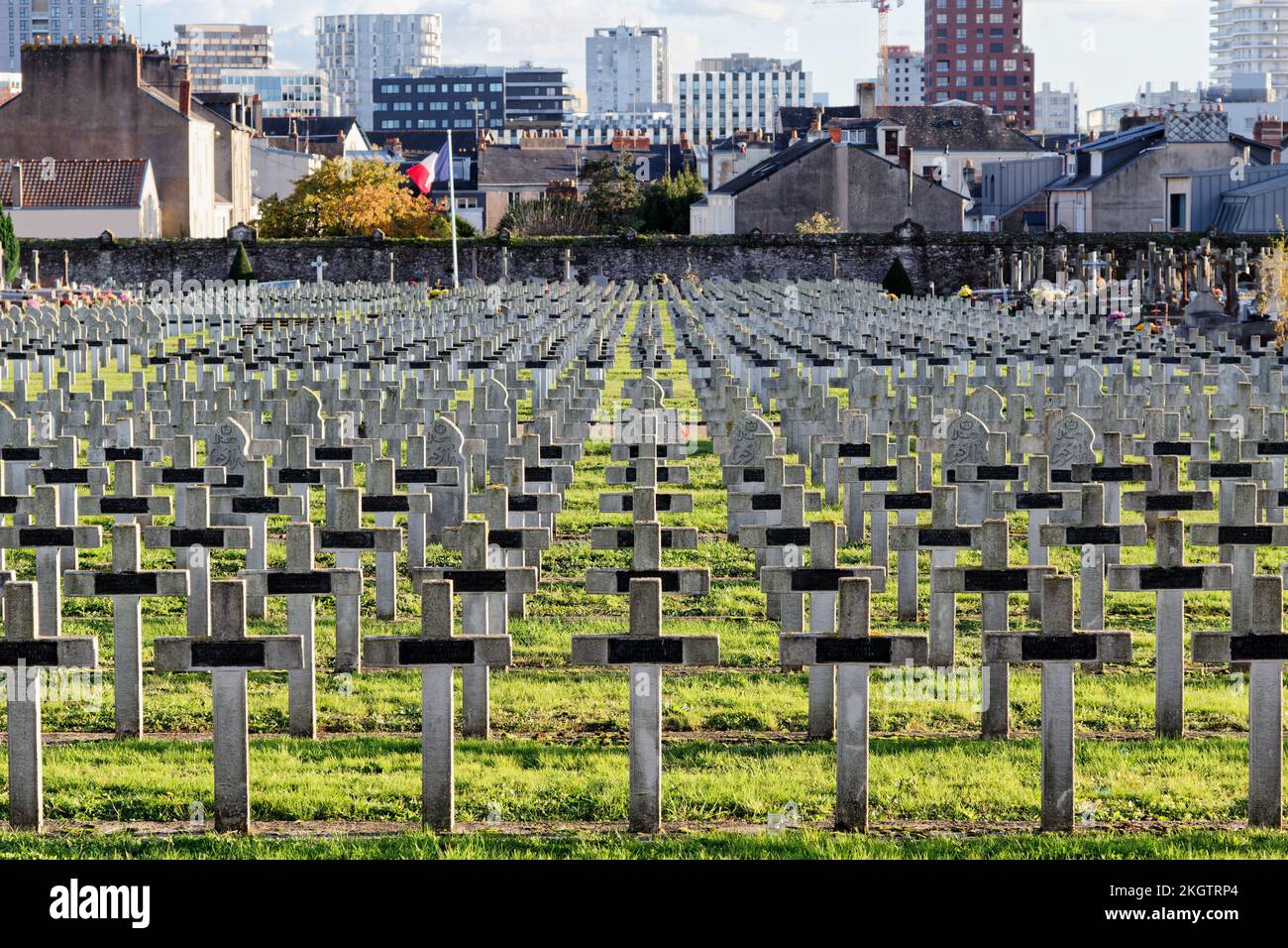 French Soldiers Cemetery World War First Cimetière La Bouteillerie