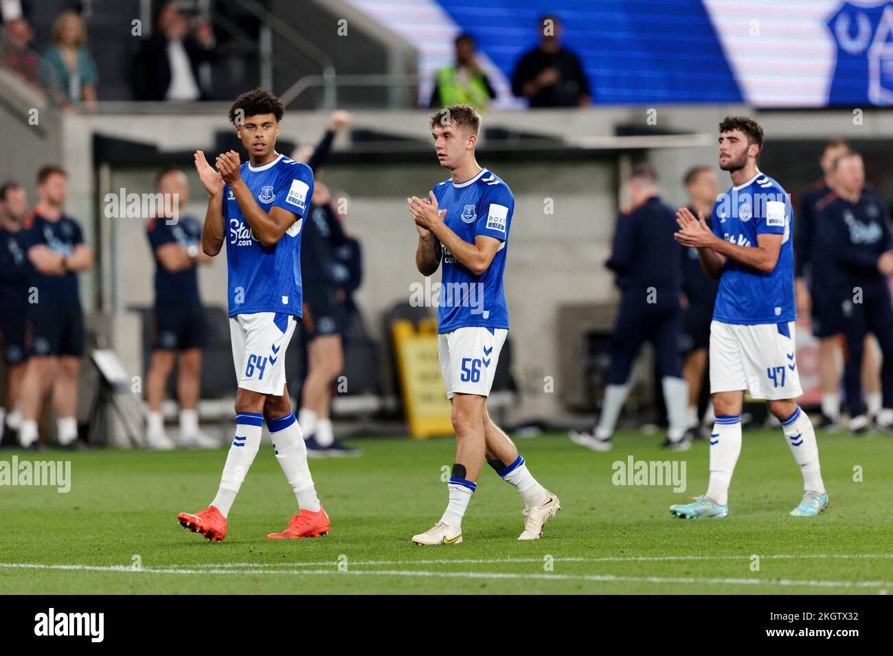 Sydney, Australia. 23rd Nov, 2022. SYDNEY, AUSTRALIA - NOVEMBER 23: Everton FC players thank their fans after the match between Everton and Wanderers at CommBank Stadium on November 23, 2022 in Sydney, Australia Credit: IOIO IMAGES/Alamy Live News Stock Photo