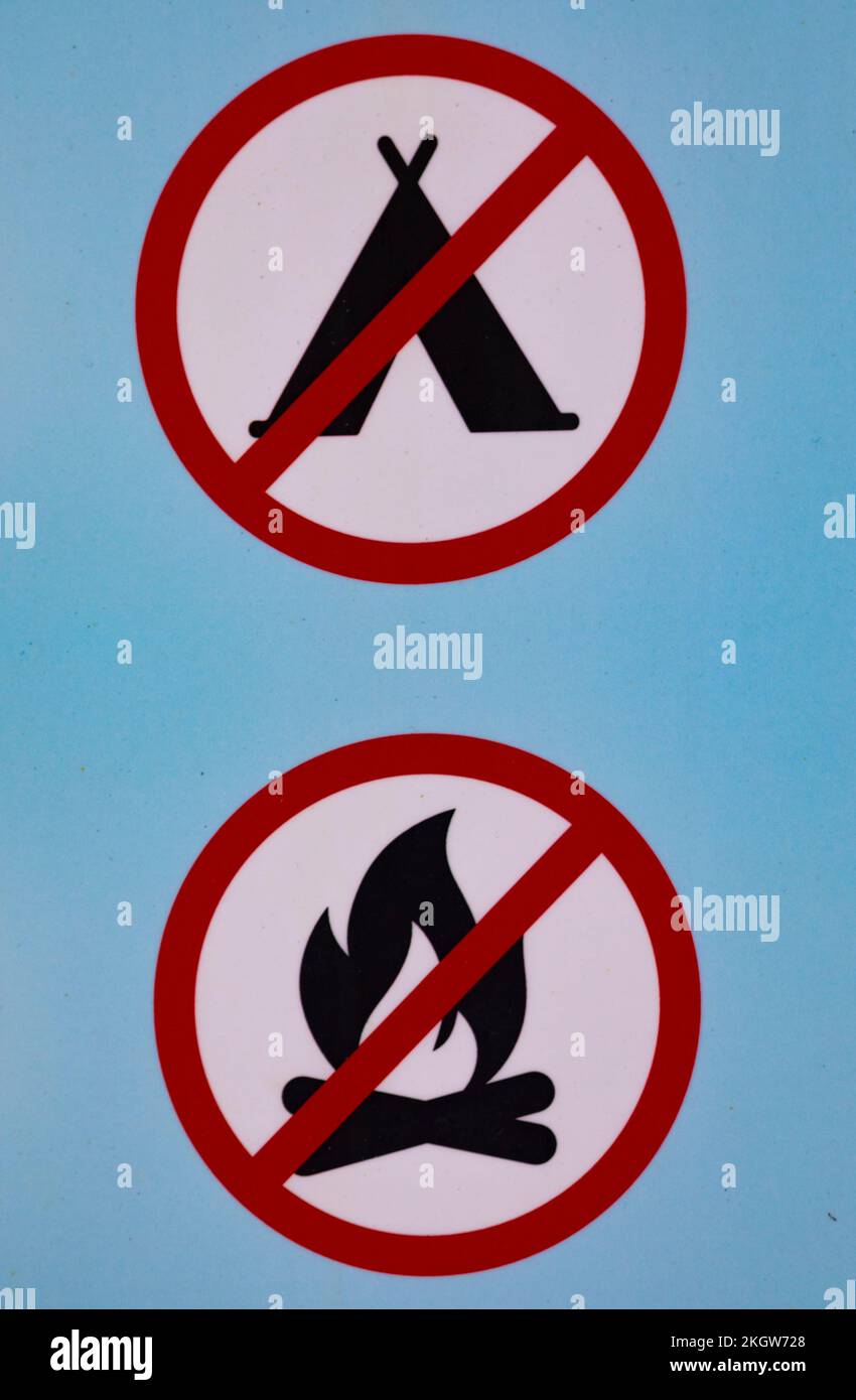 No camping no campfire sign (no camping or campfires allowed Stock