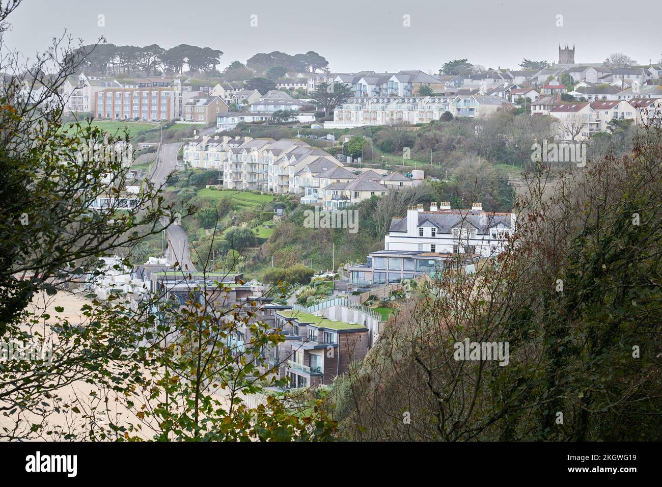 Houses on the cliff side above Carbis Bay (Barrepta Cove), Cornwall, England. Stock Photo