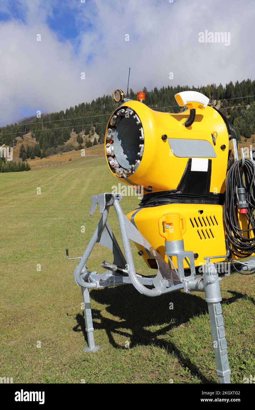 TechnoAlpin - In 2002 we launched our M18! This snow gun