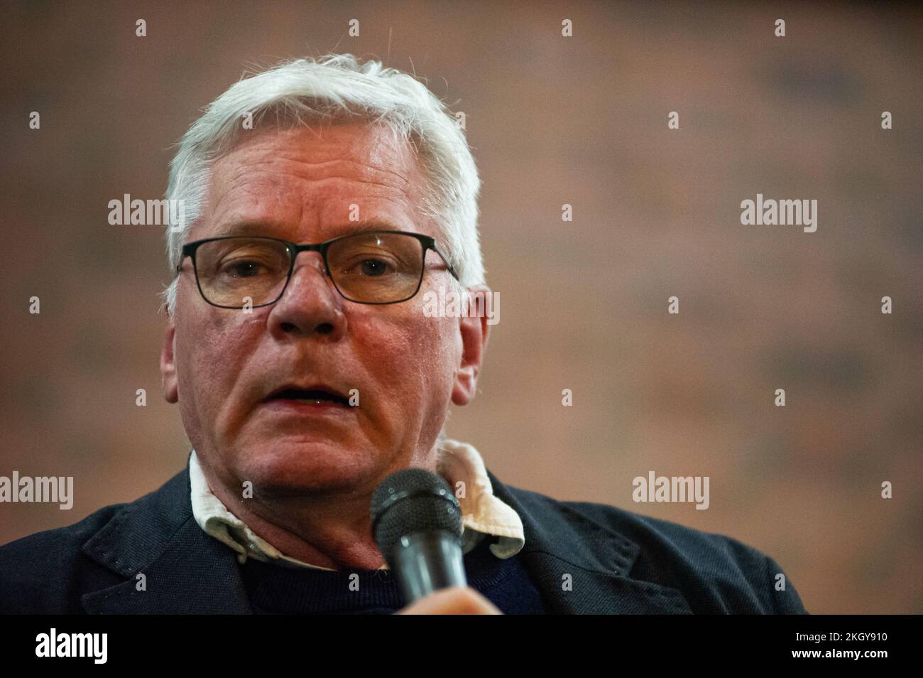 Kristinn Hrafnsson, chief editor of WikiLeaks speaks during a discussion on freedom of expression at Colombia's National University, in Bogota, Colomb Stock Photo