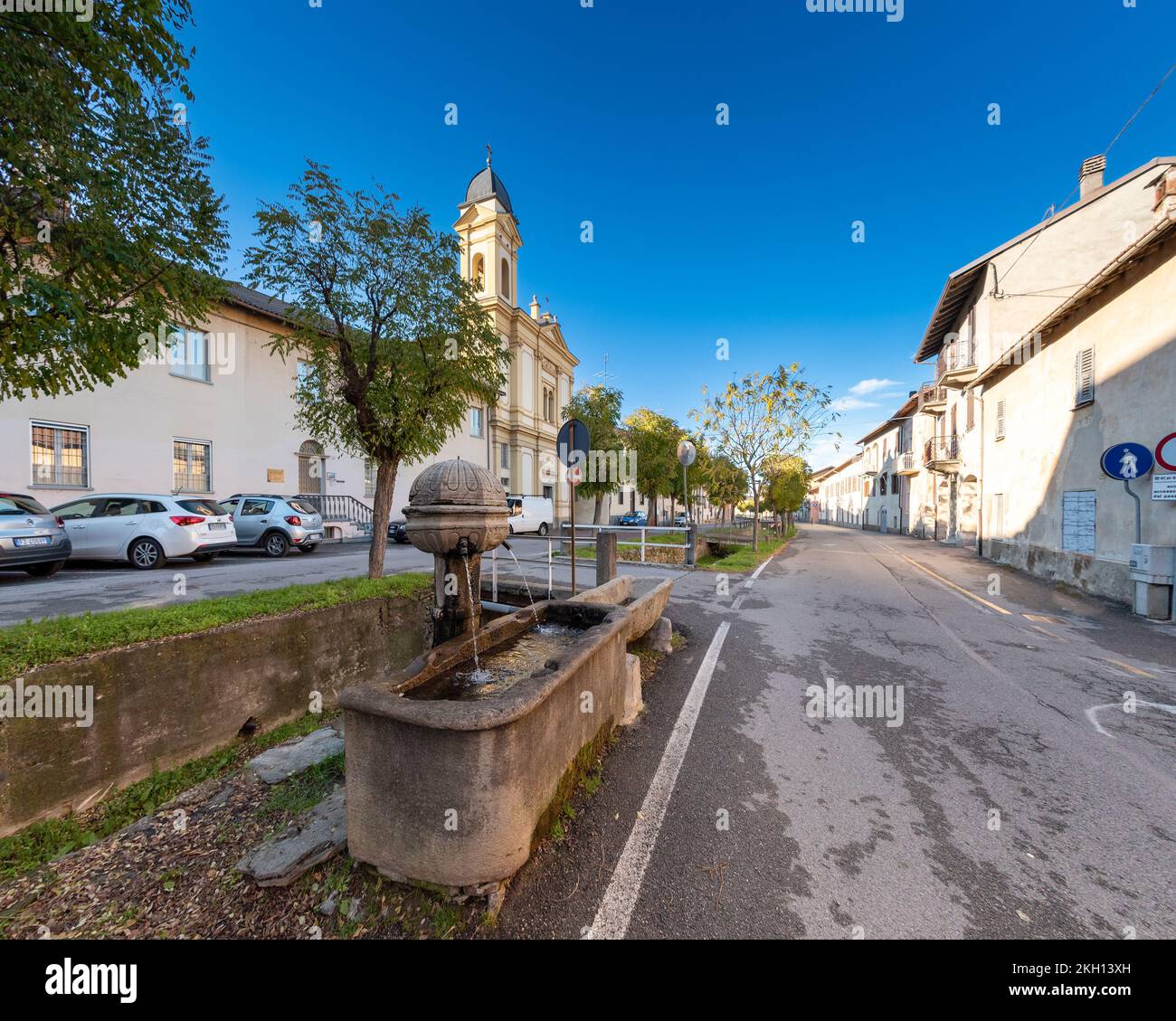 Boves, Italy - November 22, 2022: fountain of the Poor Clares from 1780, called funtana di Munie, in front of the Poor Clare monastery of Santa Clara Stock Photo