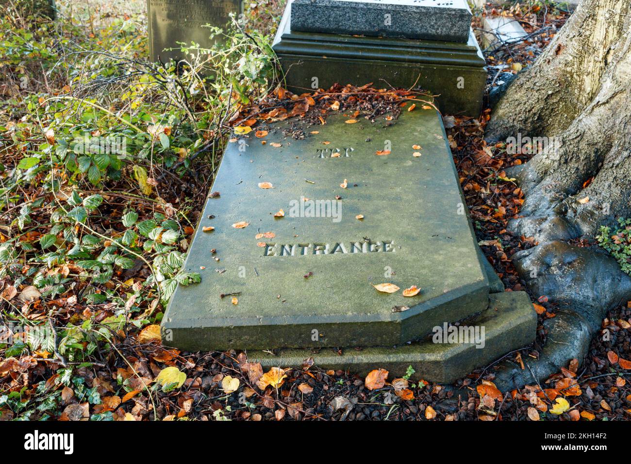 Family vault at Blackburn Cemetery Stock Photo Alamy