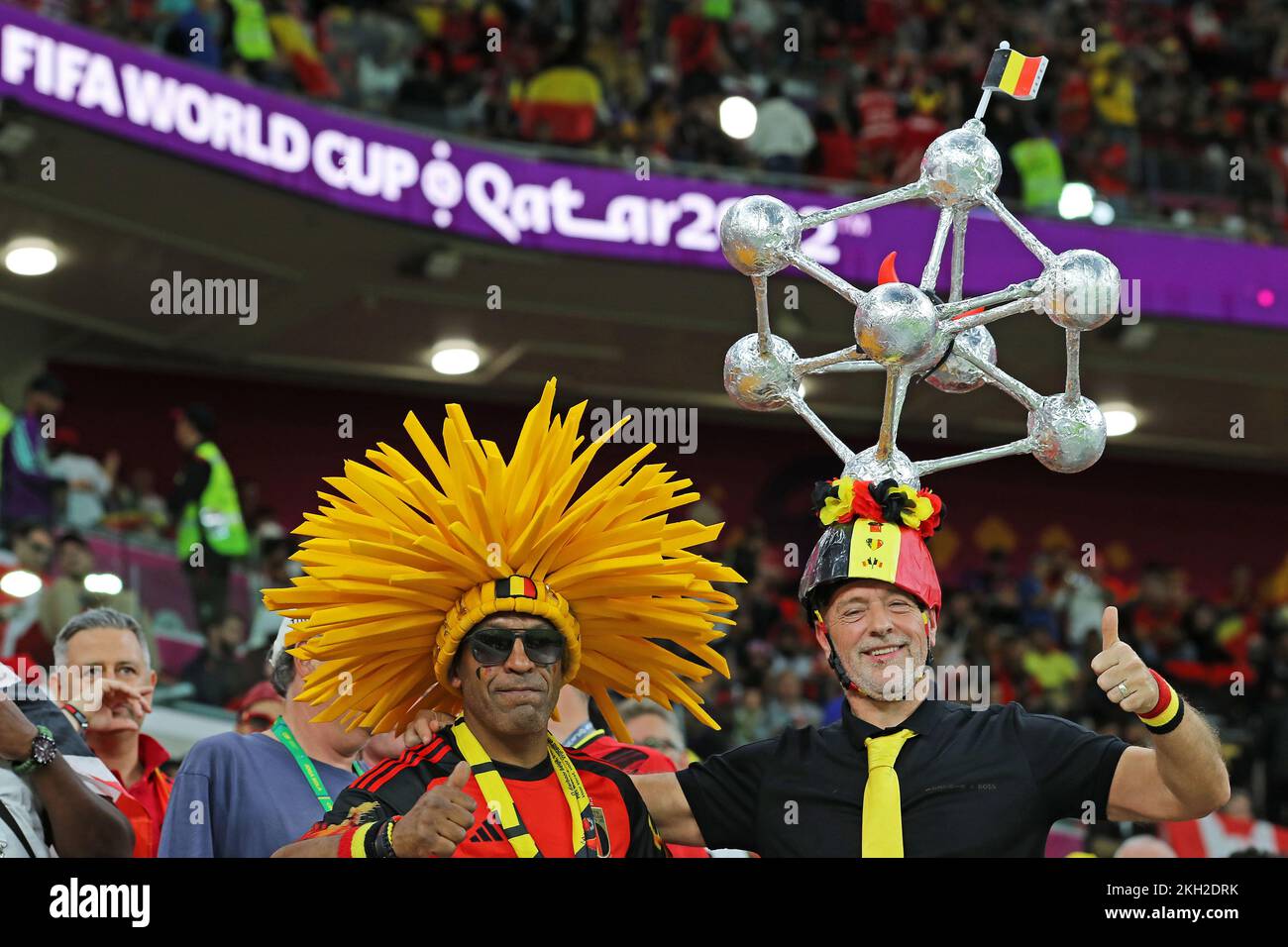 Torcedores da Bélgica during the Qatar 2022 World Cup match, group F, date 1, between Belgium and Canada played at Ahmad Ben Ali Stadium on Nov 23, 2022 in Ar-Rayyan, Qatar. (Photo by PRESSINPHOTO) Stock Photo