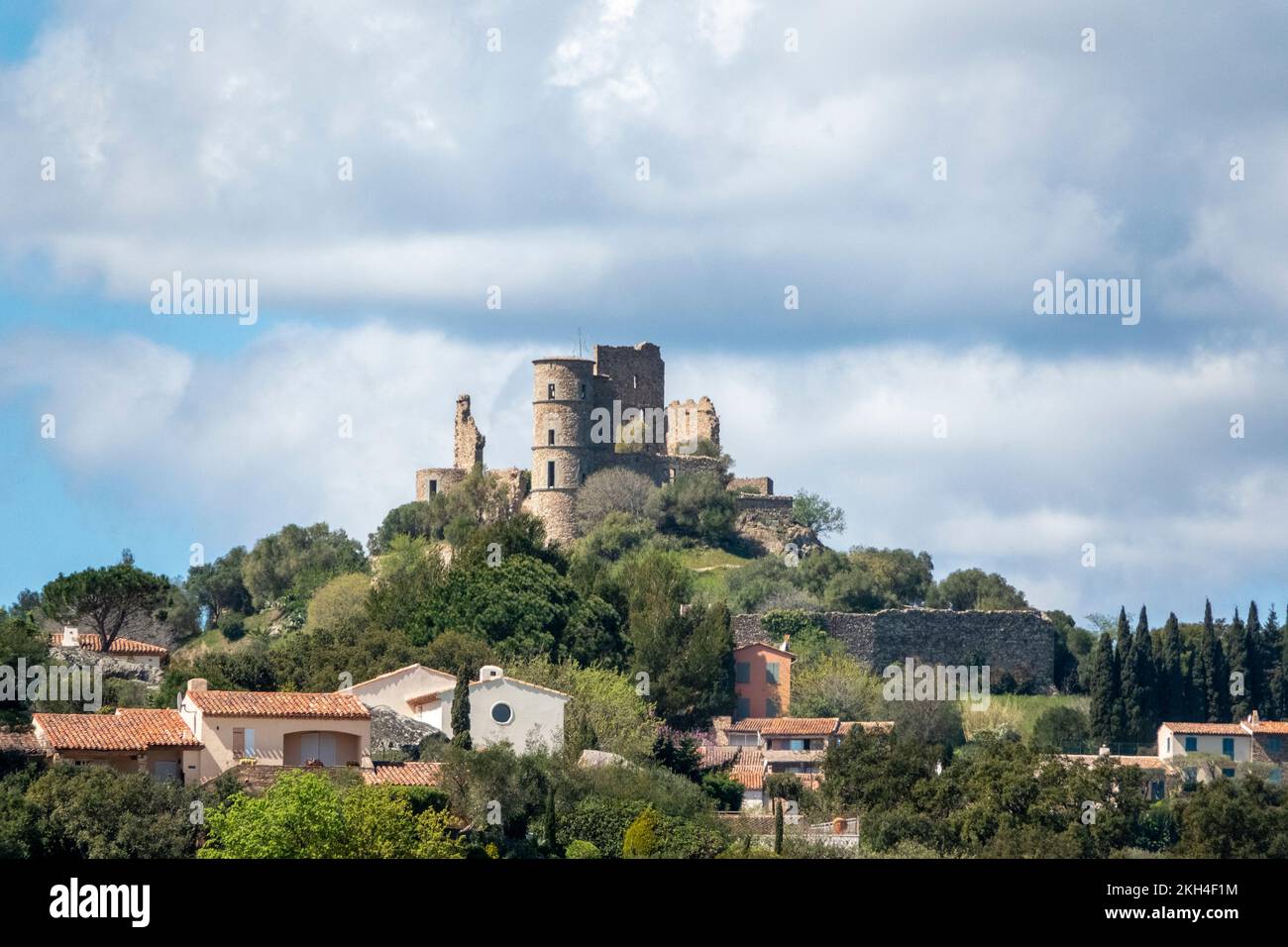 Grimaud A Medieval Village At The Top Of A Hill From Massif Des Maures grimaud-a-medieval-village-at-the-top-of-a-hill-from-massif-des-maures