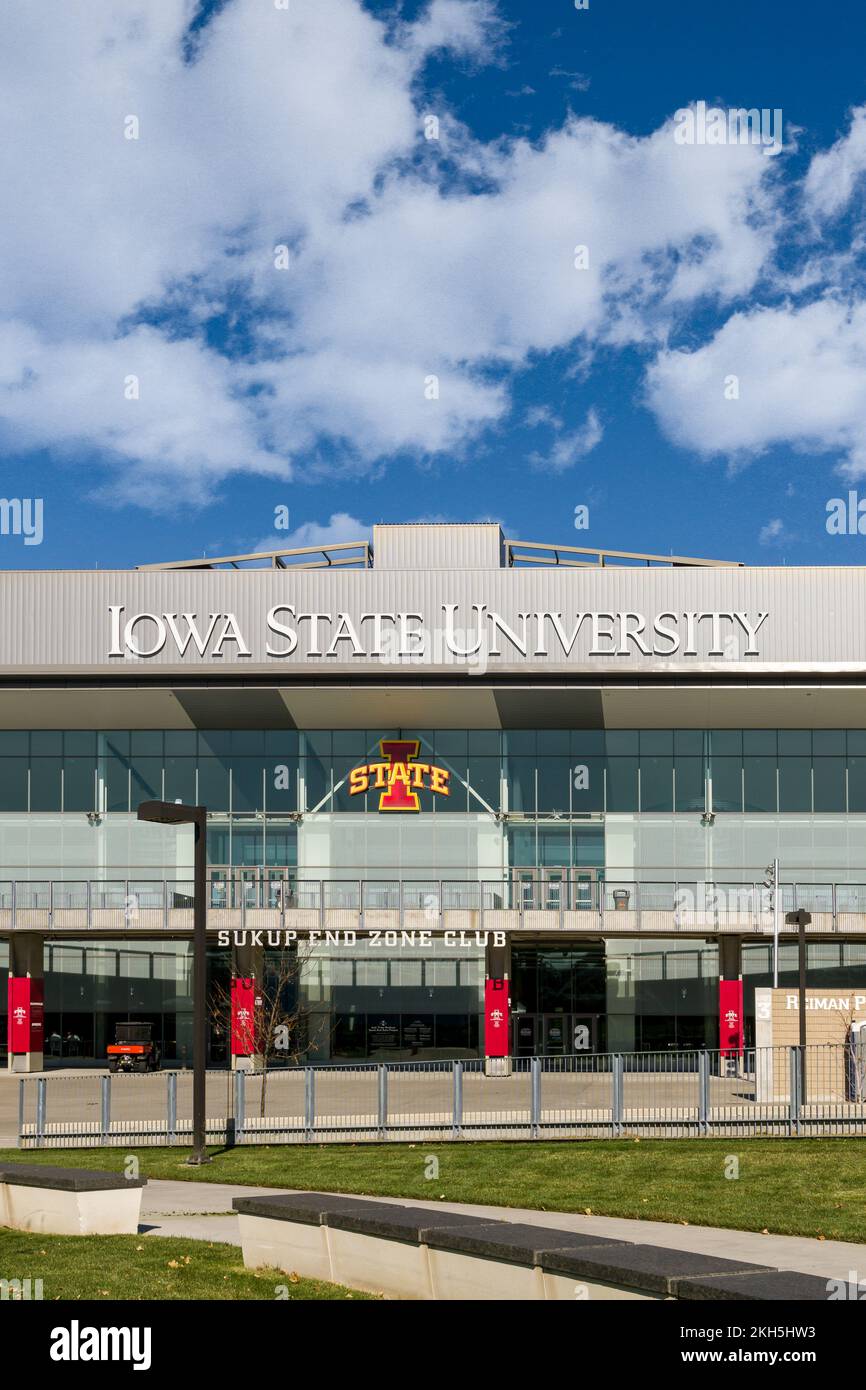 Sukup end zone club hires stock photography and images Alamy