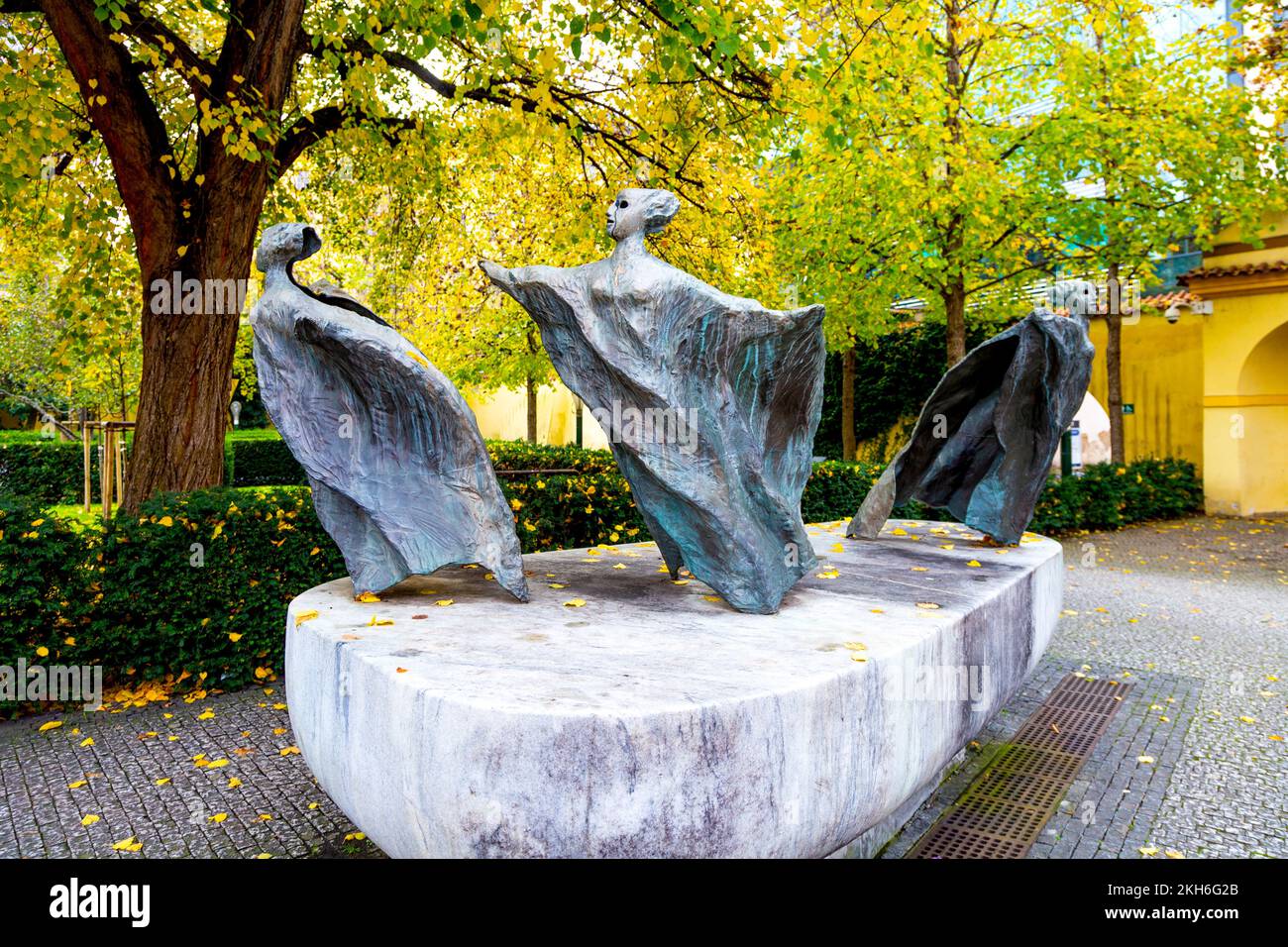 'Divoženky a Poletuchy' sculpture by by Josef Klimeš at the Franciscan Gardens, Prague, Czech Republic Stock Photo
