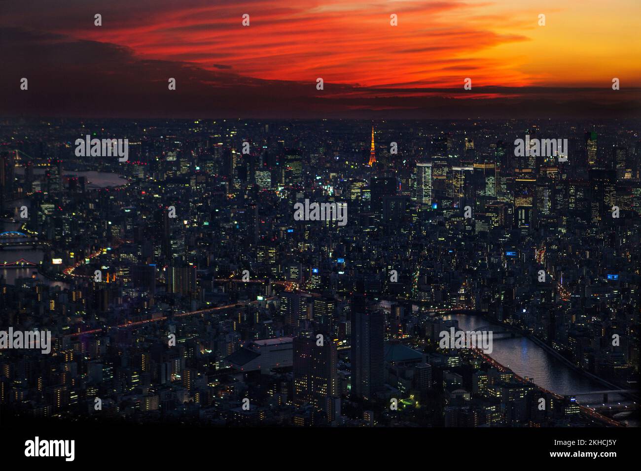 Sunset view to the Southwest and Tokyo Tower at Tokyo Skytree in ...